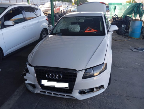  AUDI A4 BERLINA (8K2) 