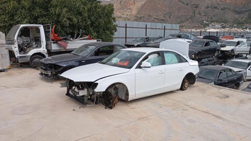  AUDI A4 BERLINA (8K2) 