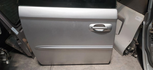 PUERTA TRASERA DERECHA CHRYSLER VOYAGER (RG) 