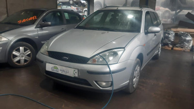 FORD FOCUS FAMILIAR (CAK)