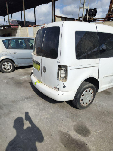 VOLKSWAGEN CADDY (2K)(02.2004) — автомобиль-донор на запчасти 