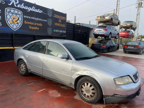  AUDI A6 BERLINA (4B2) 