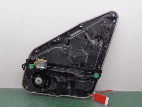 ELEVALUNAS TRASERO DERECHO Mercedes-Benz CLASE A (BM 176) 