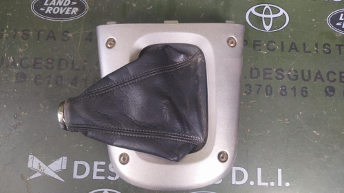 GUARNECIDOS PALANCA CAMBIO Toyota RAV4 (A2) 