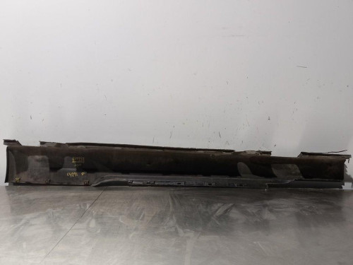  FALDON LATERAL BMW SERIE 6 COUPE (E63) 