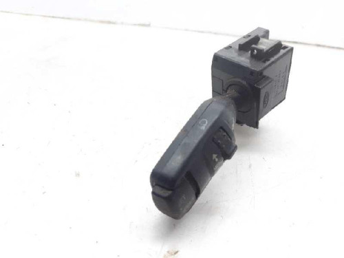  MANDO INTERMITENTES FORD FOCUS BERLINA (CAP) 