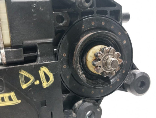  MOTOR ELEVALUNAS DELANTERO DERECHO, RENAULT, MEGANE III BERLINA 5P 