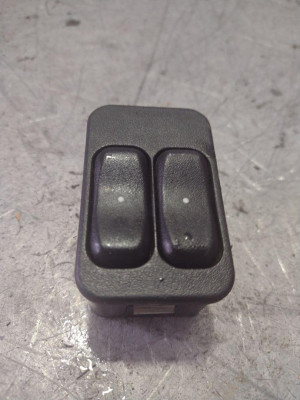 MANDO ELEVALUNAS DELANTERO IZQUIERDO, OPEL, CORSA C