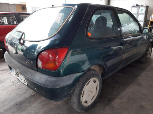  FORD FIESTA BERLINA (DX) 