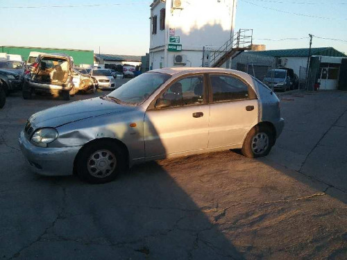  DAEWOO LANOS 
