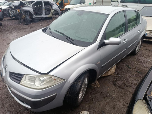  RENAULT MEGANE II BERLINA 5P 