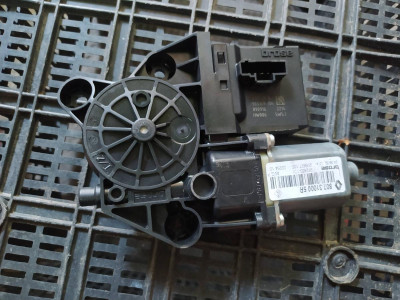 MOTOR ELEVALUNAS DELANTERO IZQUIERDO