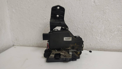 CERRADURA PUERTA DELANTERA IZQUIERDA, VOLKSWAGEN, PASSAT BERLINA (3B3)