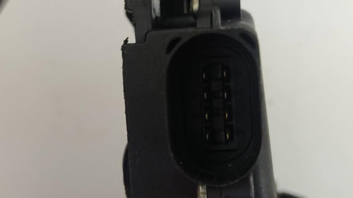 CERRADURA PUERTA DELANTERA IZQUIERDA VOLKSWAGEN PASSAT BERLINA (3B3) 