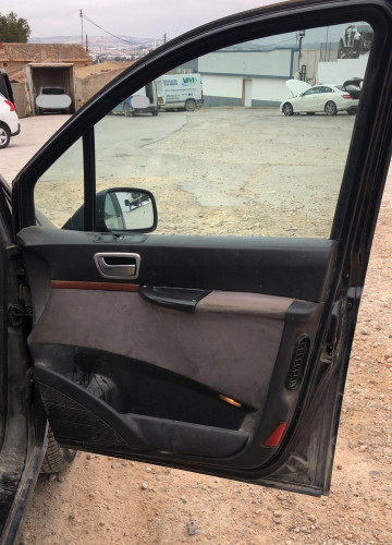 CITROEN C8 — vehículo donante para recambios 