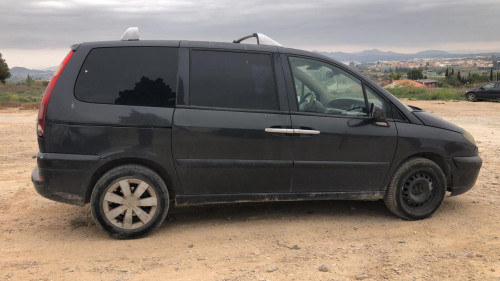 CITROEN C8 — vehículo donante para recambios 