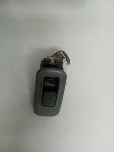 MANDO ELEVALUNAS DELANTERO IZQUIERDO KIA SPORTAGE 