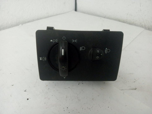  MANDO LUCES Ford FOCUS BERLINA (CAP) 
