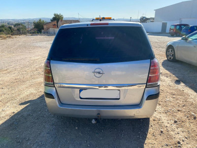 OPEL ZAFIRA B