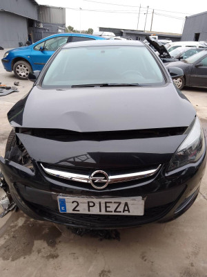 OPEL ASTRA J BERLINA 5P