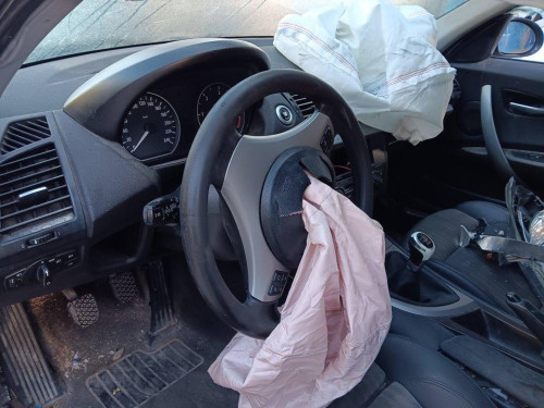 BMW SERIE 1 BERLINA (E81/E87) — vehículo donante para recambios 