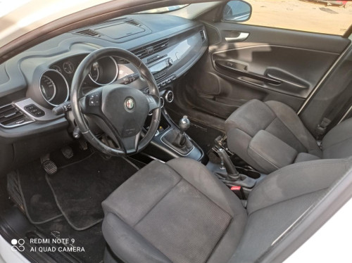  ALFA ROMEO GIULIETTA (191) 