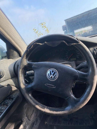  VOLKSWAGEN PASSAT BERLINA (3B2) 
