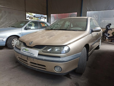 RENAULT LAGUNA (B56)