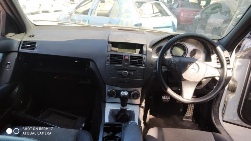  MERCEDES-BENZ CLASE C (BM 204) BERLINA 