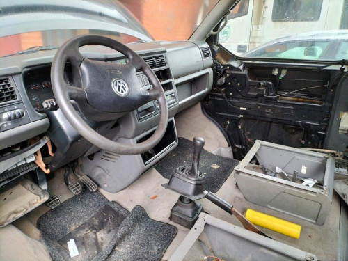  VOLKSWAGEN T4 TRANSPORTER BUS 