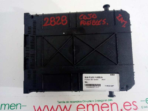  CAJA RELES / FUSIBLES PEUGEOT 207 