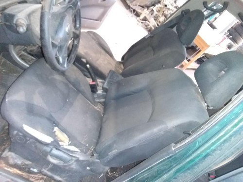 JUEGO ASIENTOS COMPLETO NISSAN TERRANO II (R20) 