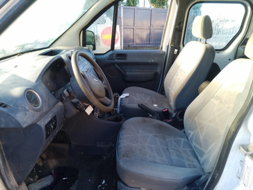 FORD TRANSIT CONNECT (TC7) — vehículo donante para recambios 