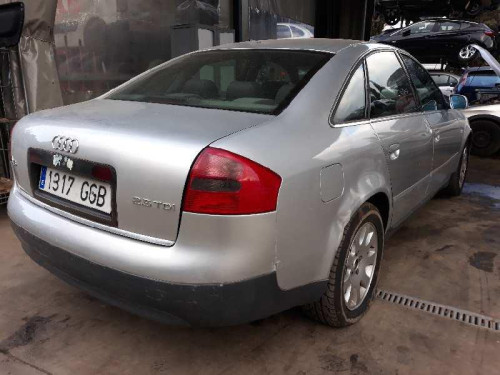  AUDI A6 BERLINA (4B2) 