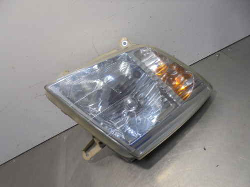 FARO IZQUIERDO Isuzu D-Max 