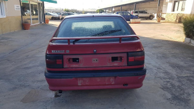 Renault R 19 Berl. con portón (B/C53)(1988->) TXE KAT