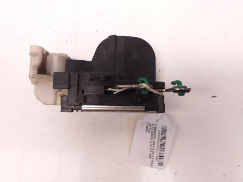  CERRADURA PUERTA DELANTERA IZQUIERDA 