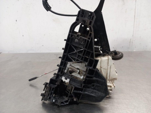  CERRADURA PUERTA DELANTERA DERECHA Mercedes-Benz CLASE B (BM 245) 