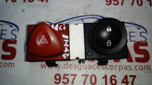  WARNING RENAULT MEGANE II BERLINA 5P 