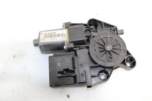 MOTOR ELEVALUNAS DELANTERO DERECHO Renault MEGANE III COUPE 
