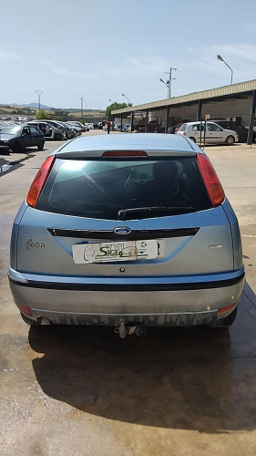 Ford Focus Berlina (CAK)(1998->) — vehículo donante para recambios 