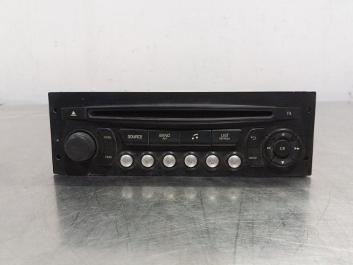  SISTEMA AUDIO / RADIO CD 