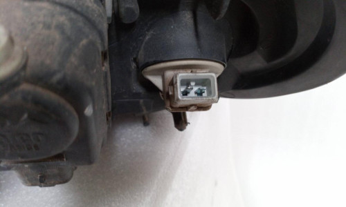 FARO DERECHO CITROEN SAXO 
