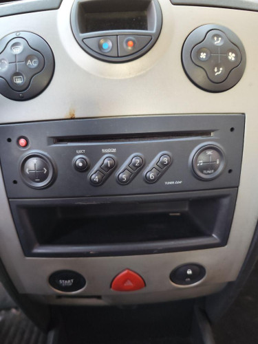  SISTEMA AUDIO / RADIO CD, RENAULT, MEGANE II BERLINA 5P 