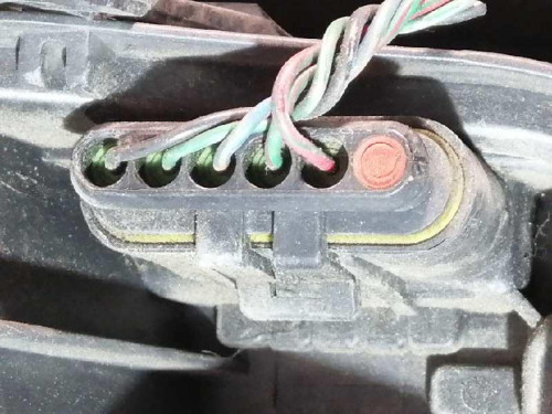  PILOTO TRASERO DERECHO SMART FORFOUR 