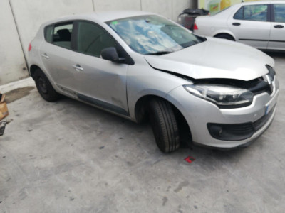 RENAULT MEGANE III BERLINA 5P