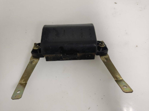 CAJA RELES / FUSIBLES Lada NIVA (2121/21213/21214/21215/2131) 