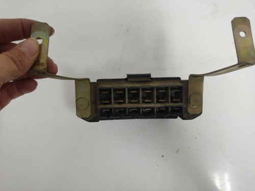 CAJA RELES / FUSIBLES Lada NIVA (2121/21213/21214/21215/2131) 