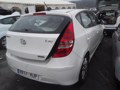 HYUNDAI I30 (FD) 