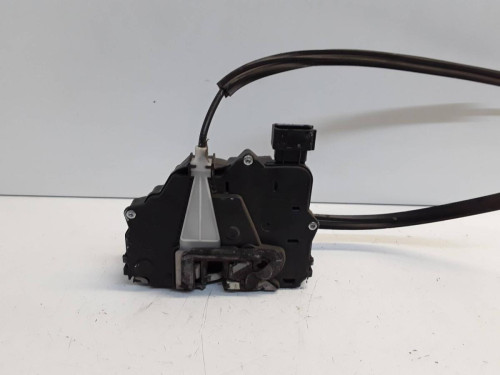 CERRADURA PUERTA DELANTERA DERECHA Peugeot BOXER (330/333) FURGÓN ACRISTALADO BAT.3000MM 